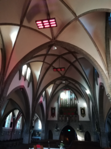 Kerkverwarming met elektrische infraroodstralers